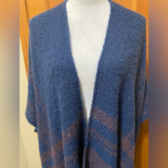 NWT  Style & Co. Open-Front Fringe-Trim Kimono - Picture 2 of 4